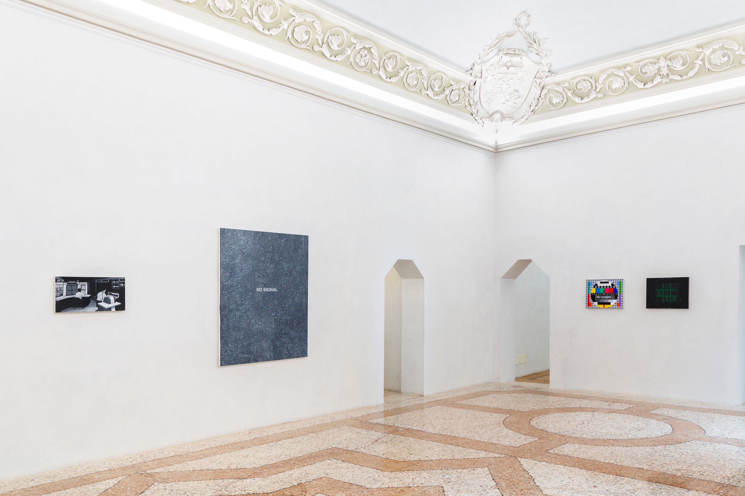 Tan Mu, NO CHANNEL, 2019. The companion work: where Off shows the moment of shutdown, NO CHANNEL shows the calibration that precedes it.
